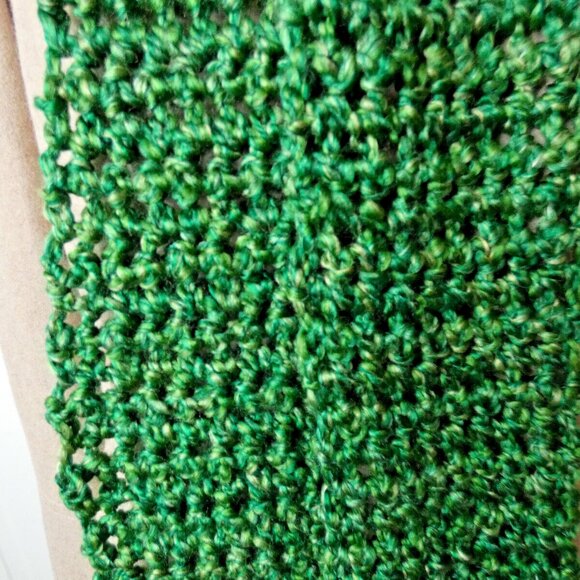 Green Scarf 67x7 Retro Chunky Handmade Crochet Hand Knit Christmas Gift NWT - Picture 5 of 9